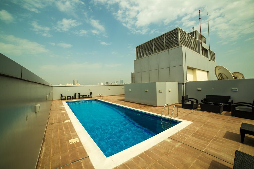 Golden Rose Luxury Suites มานามา ภายนอก รูปภาพ