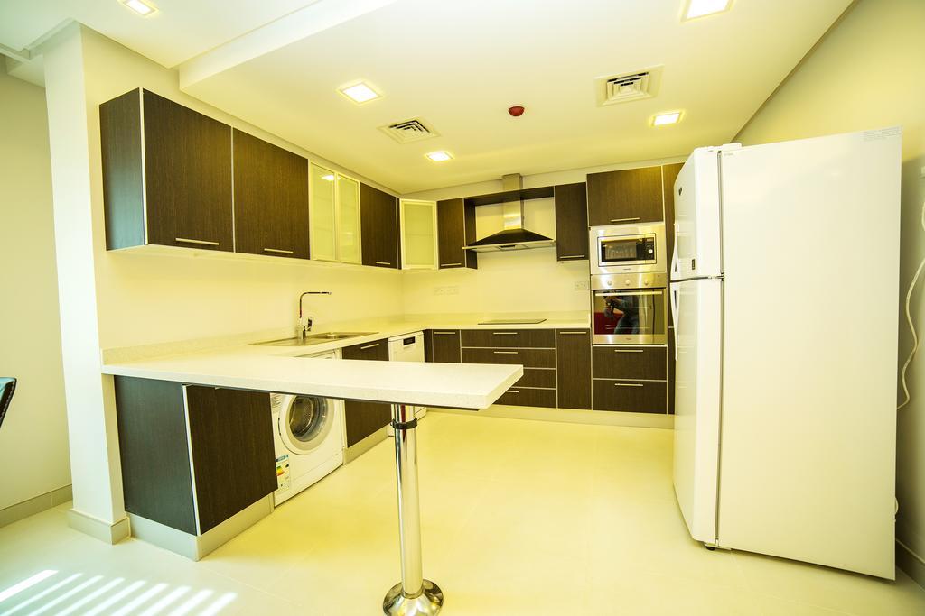 Golden Rose Luxury Suites มานามา ภายนอก รูปภาพ