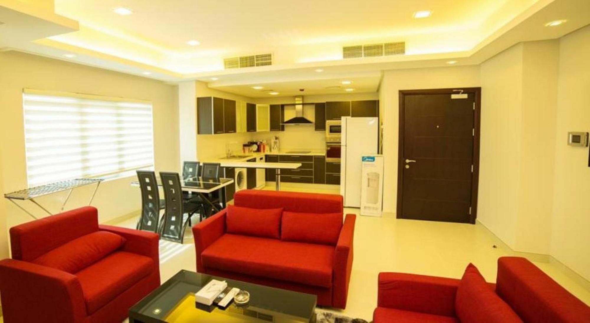 Golden Rose Luxury Suites มานามา ภายนอก รูปภาพ